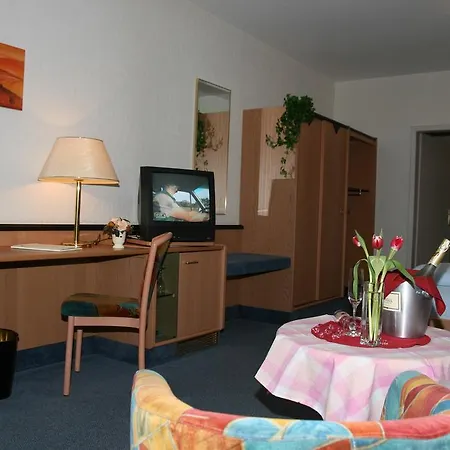 爱森纳赫施罗瑟酒店